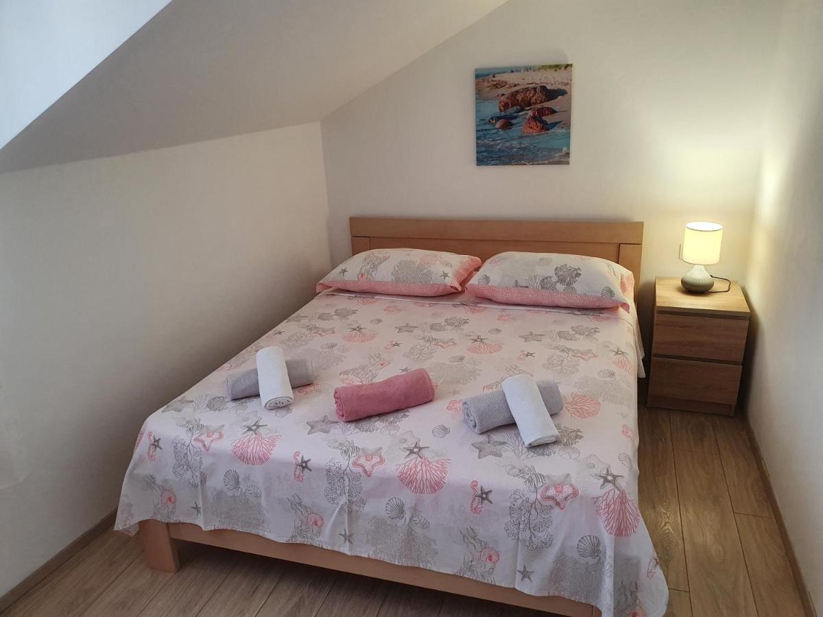 Apartaments Ukic Prvic Sepurine Eksteriør billede