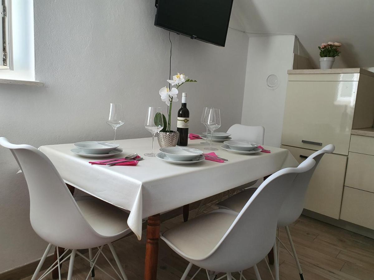 Apartaments Ukic Prvic Sepurine Eksteriør billede
